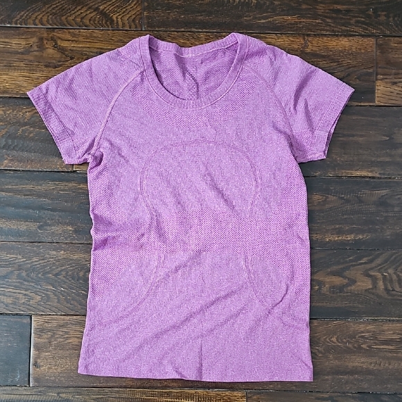 Lululemon Swiftly Tech T-Shirt Race Length Size 6 - Picture 1 of 4